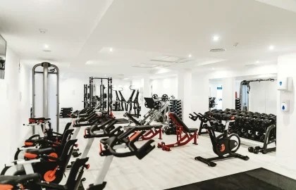 健身手套与护具
